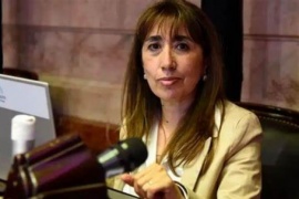 Por qué Roxana Reyes estaría al borde de una suspensión en la UCR 