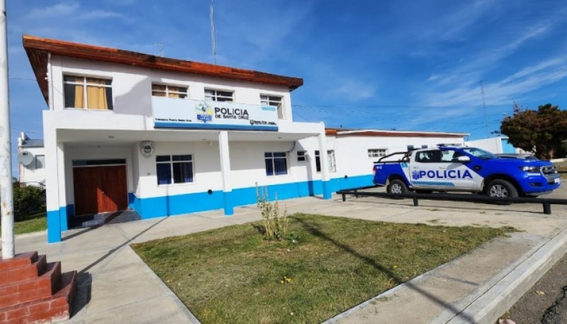 Dos menores morados tras hurto en una tienda 