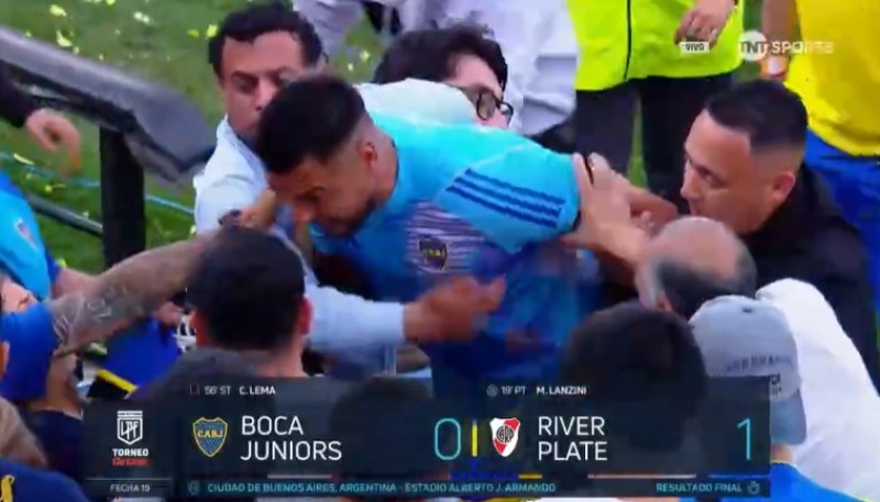 Boca Juniors confirmó la sanción a Sergio Romero por su cruce con los hinchas post Superclásico: el comunicado Infobae  · 1 h Boca sancionó a Chiquito Romero por dos partidos tras los incidentes con los hinchas de Boca.