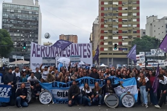 Aeronavegantes irán al Congreso en contra de la privatización de Aerolíneas Argentinas