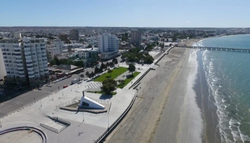 Sastre anunció la firma de un convenio con Torres para la ejecución de 114 viviendas