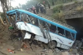 Trágico accidente: 28 muertos y 19 heridos