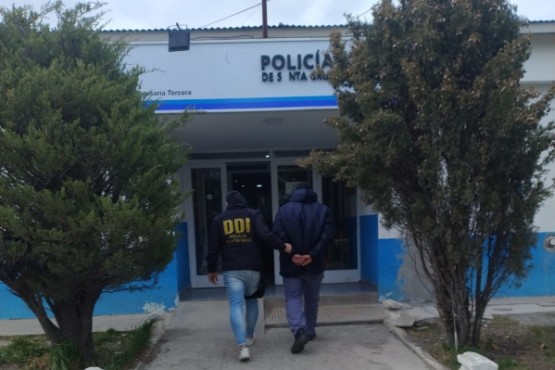 Allanamiento por distribución de material de abuso sexual infantil 