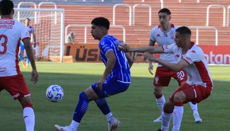 Godoy Cruz rescató un empate ante Huracán 