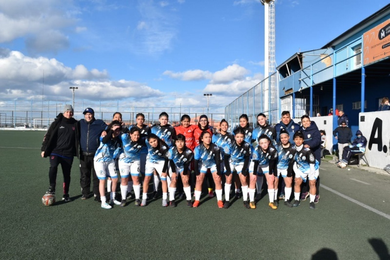 El equipo de la Liga de Fútbol Sur. (FOTO: SC DEPORTES).