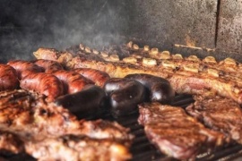 ¿Cuánto sale un asado para una familia tipo argentina?