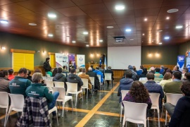 Sectores del comercio y turismo se reúnen en Puerto Natales