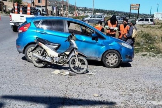 Dos personas hospitalizadas tras colisión