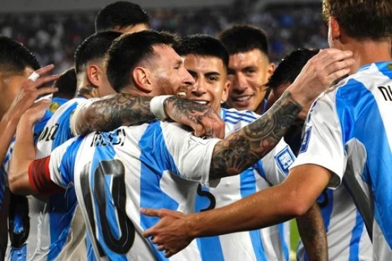 Argentina goleó a Bolivia por las Eliminatorias y se mantiene como único líder