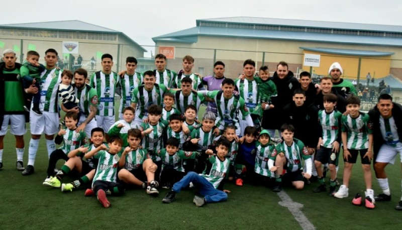 El Albiverde ganó su segundo partido en este cotejo. (Foto: ABC)