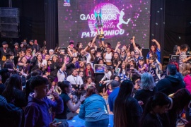 Se celebró la segunda edición de “Gallegos Baila Patagónico" en Río Gallegos