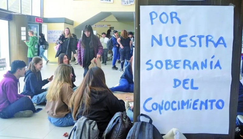 Las universidades van al paro con cese de actividades y jornada de lucha en todo el país