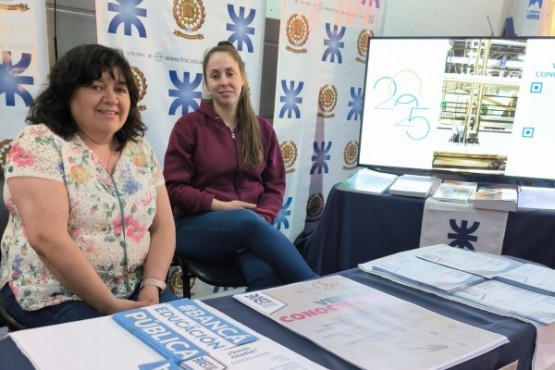 La universidad presente en la inauguración de la Feria del Libro