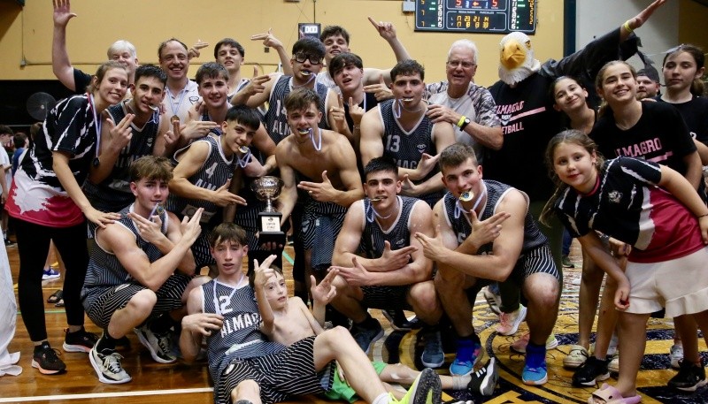 El equipo de Esperanza ganó todos los partidos que jugó en el cuadrangular final. (Foto: CAB)