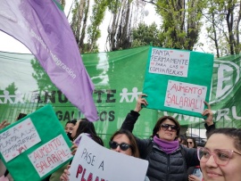 Movilización gremial frente a Casa de Gobierno