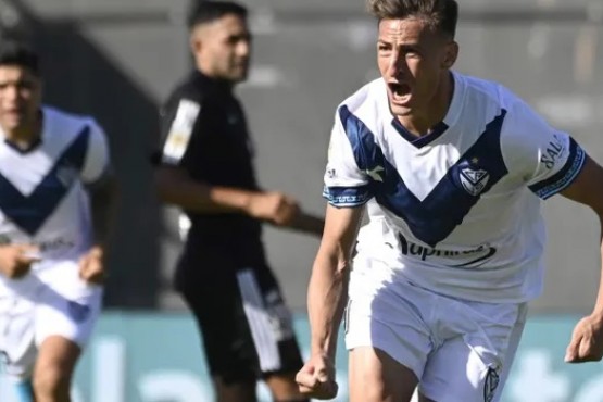 Vélez empató 1-1 ante Deportivo Riestra y es el único puntero