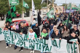 Trabajadores municipales de Los Antiguos y Municipio llegaron a un acuerdo