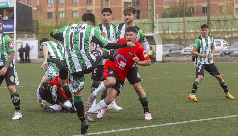 El Albiverde pelea en todos los frentes. (Foto: CG)