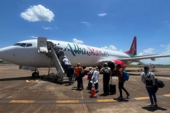 Un avión de la aerolínea AlbaStar aterrizó en Ushuaia