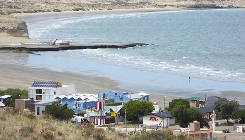 Preocupación por el agua en Puerto Pirámides: avanzan gestiones con el municipio para una solución