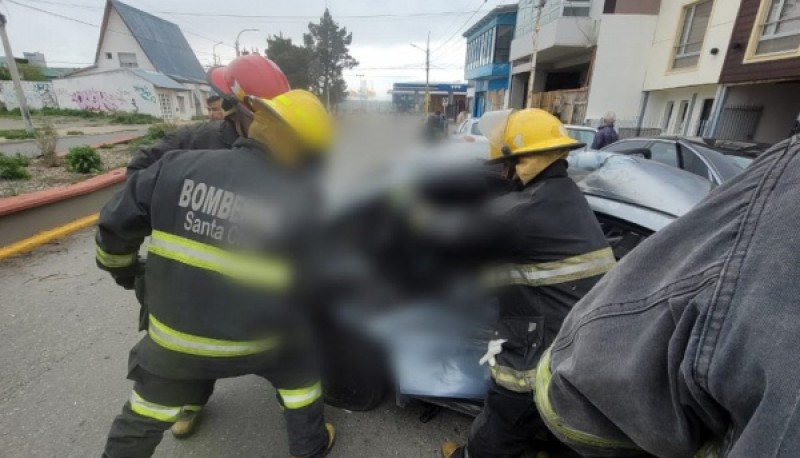 Incidente vehicular dejó cinco menores heridos 