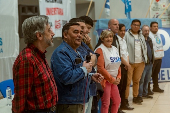 Frente Sindical en alerta