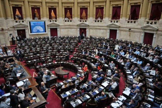 Falta de quórum bloquea el debate sobre la Ley de Ficha Limpia en la Cámara de Diputados.