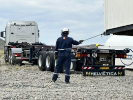 Trasladan generadores de energía a Piedra Buena y Puerto Santa Cruz