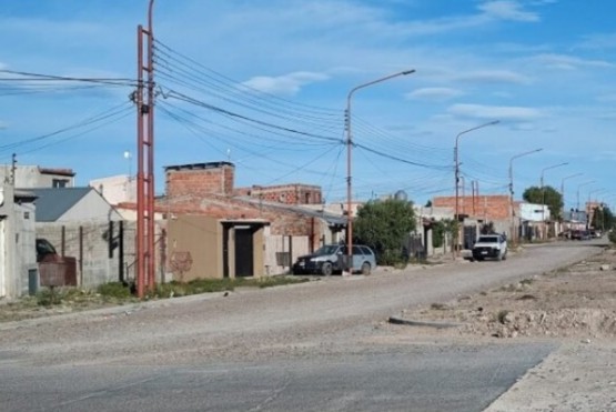 Una mujer resultó con lesiones de arma blanca en una riña callejera