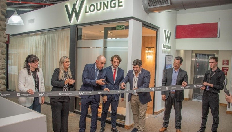 W Premium Group inaugura lounge en el aeropuerto de El Calafate.