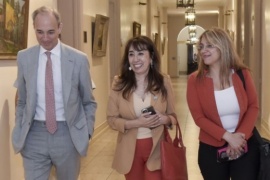 Roxana Reyes con el Secretario de Educación de la Nación por Valdocco 