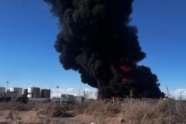 Incendio en una planta de residuos petroleros en Vaca Muerta