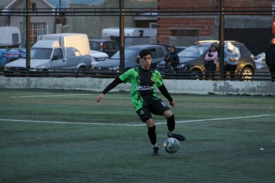 El Trueno Verde sumó de a tres y sueña con ganar el grupo. (Foto: Liga Barrial)