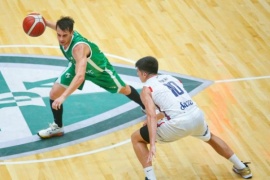 Atenas luchó hasta el final y le ganó a Quimsa