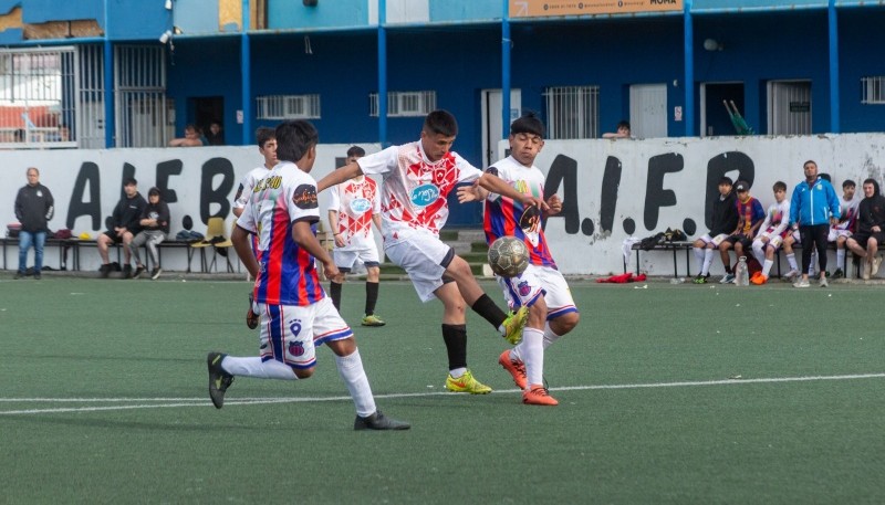 Todos los partidos se van a jugar desde las 17:30, en la Pino. (Foto: CG)