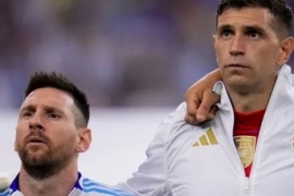 Lionel Messi y Dibu Martínez, afuera del once ideal del FIFPro