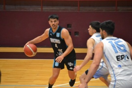 Derrota de Hispano frente a Racing de Avellaneda