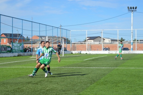 Los de Santa Cruz sueñan con dar la vuelta este domingo. (Foto: JG)