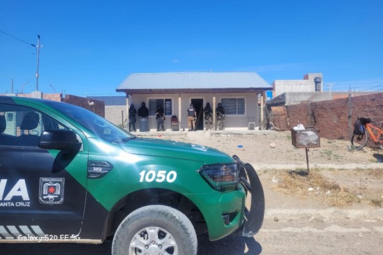 Tres mujeres detenidas por robo y apuñalar a la comerciante