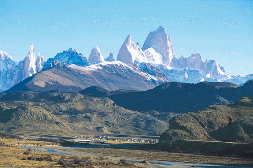 Javier Milei autorizó 10 obras públicas, entre ellas una para El Chaltén  