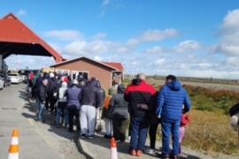 Intenso movimiento en la frontera de San Sebastián