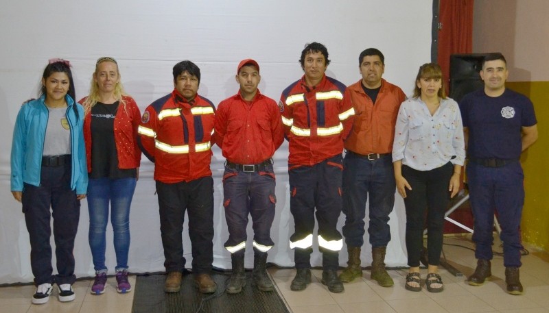 El Gobierno proyectó en Cholila el documental “El Centinela: Los Alerces Bajo Fuego”