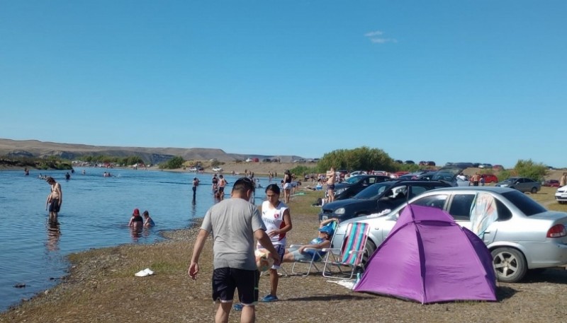 Temperaturas llegaron a los 25 °C y los vecinos disfrutaron al aire libre