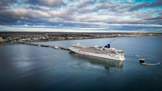 Chubut recibió al Norwegian Star, el primer crucero del año