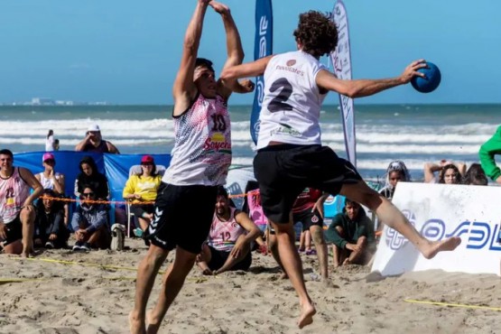 Habrá dos canchas y muchos partidos en simultáneo. (Foto: El Patagónico)