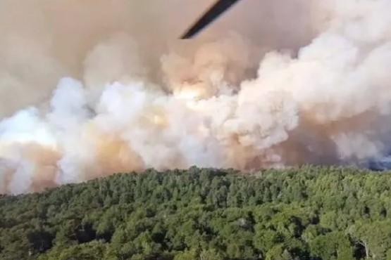 El fuego sigue activo y ya afecta más de dos mil hectáreas