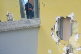 Vandalizaron los baños del Parque Pirincho Roquel