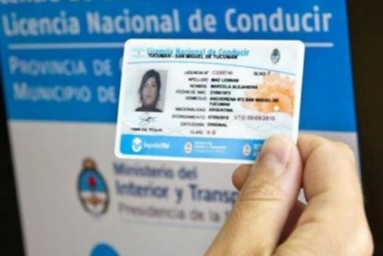 Regularización de insumos y entrega de licencias de conducir