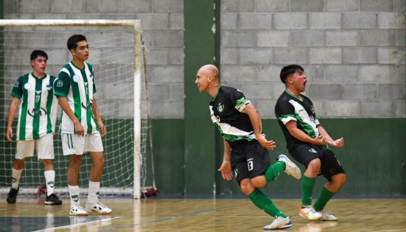 Deportivo PV no pudo dar el segundo golpe y la serie continúa abierta. (Foto: Mauro Gogol)