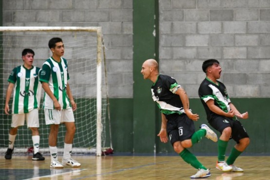 Deportivo PV no pudo dar el segundo golpe y la serie continúa abierta. (Foto: Mauro Gogol)